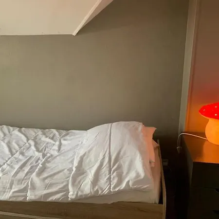 Paris :poupette Villa